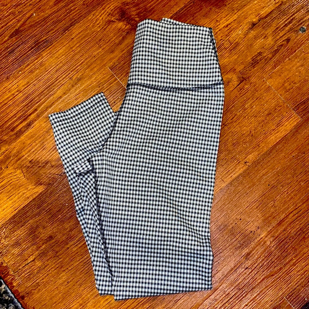 Nike dri-fit gingham workout cropped leggings